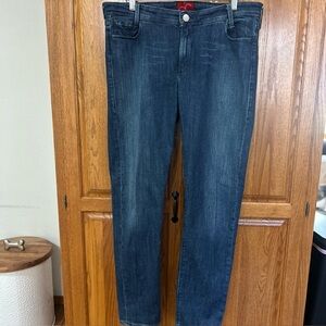 Levi's Vintage Skinny Jeans 582- Blue Denim with Red Label